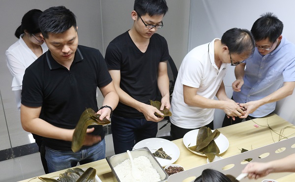 熨烫设备厂家 熨烫设备厂家